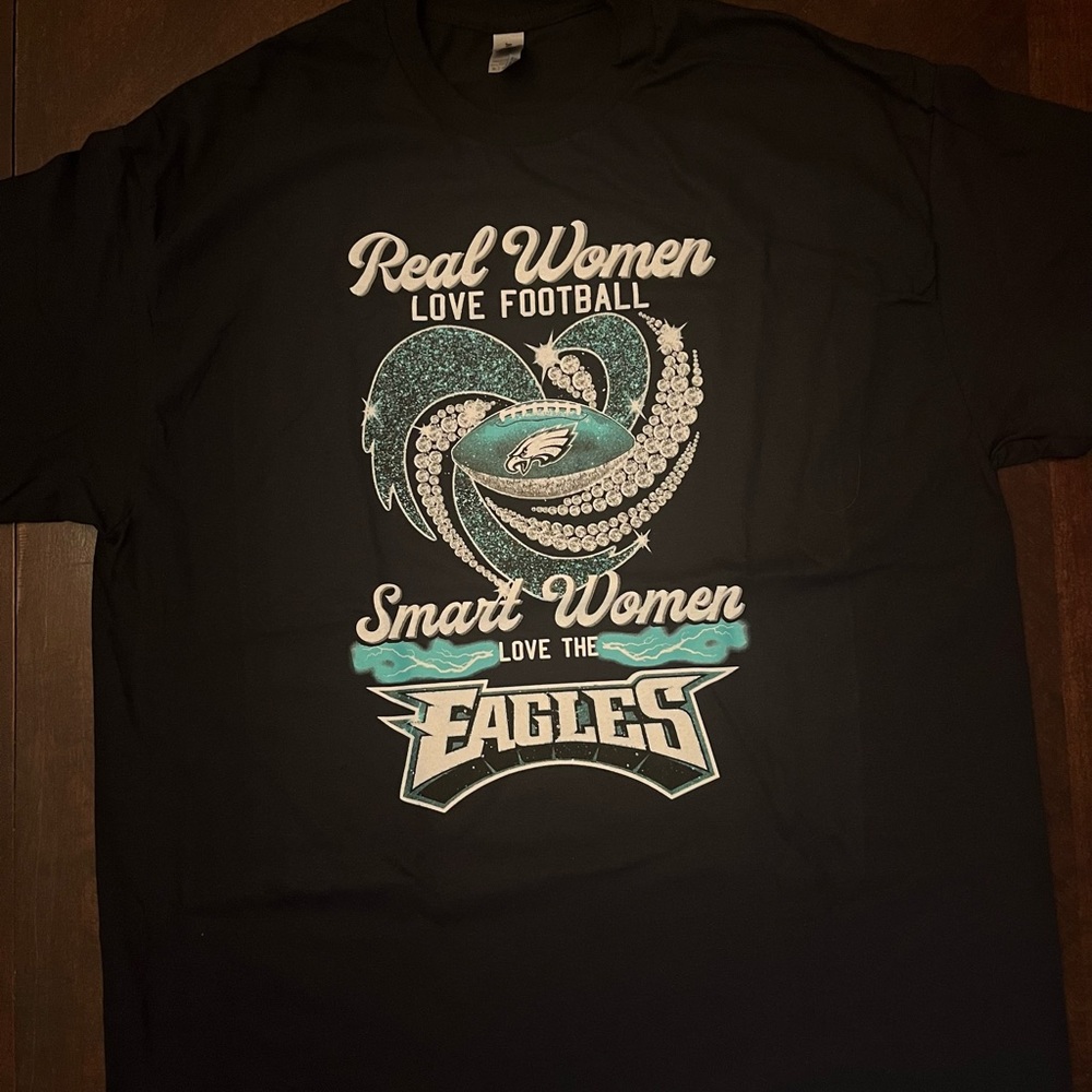 Philadelphia Eagles Women’s T-Shirt